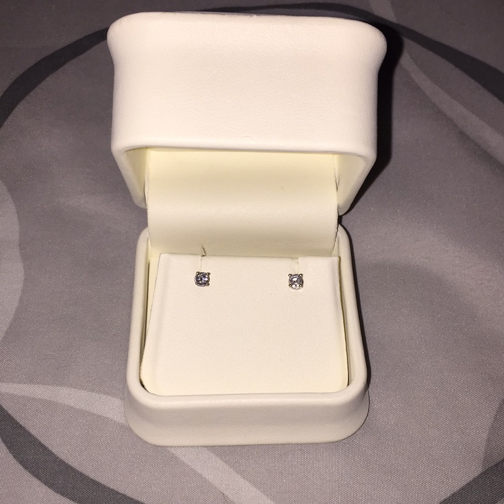 Diamond earrings